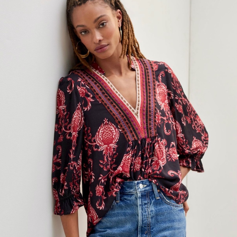 Bl-nk London x Anthropologie Stephanie 3/4 sleeve black & red floral top - XL